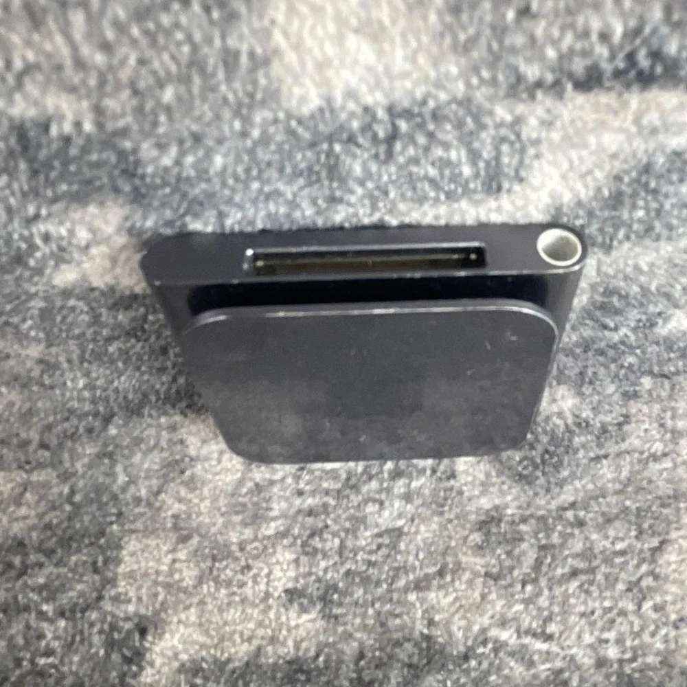 Apple iPod Nano 6th Generation Metallic Tested Works Good Scuff On Back Clip